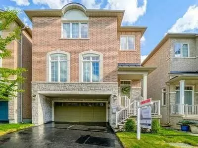 9 Mastwood Cres